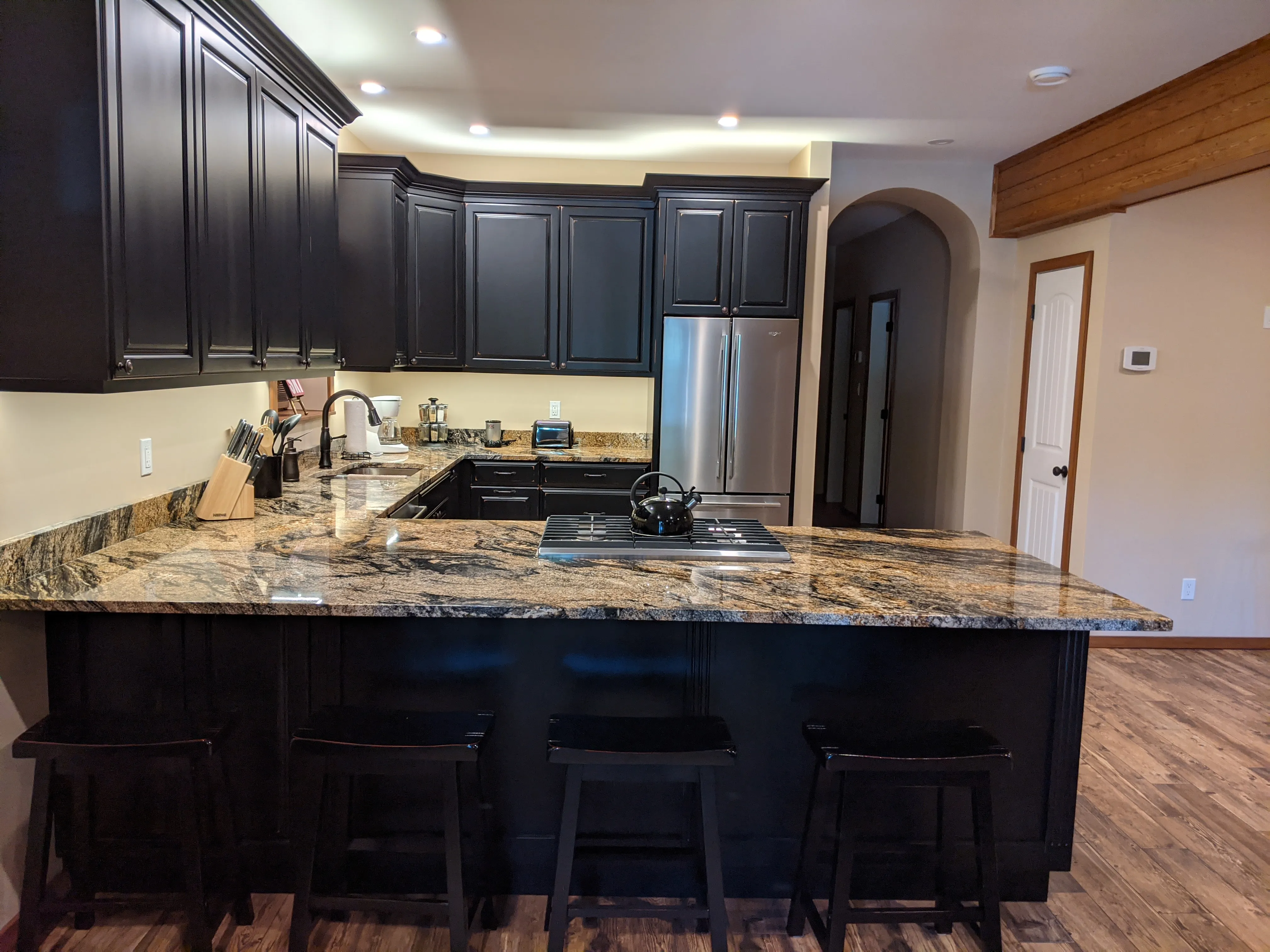 Tinhorn Landing - Kitchen